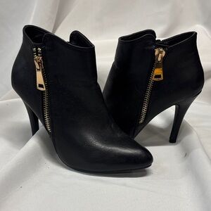G.C Black Heeled Boots with Gold Zipper